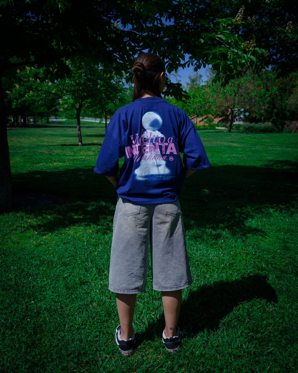 BOXY FIT - NAVY T SHIRT - CADA MOVIEMINTO CUENTA