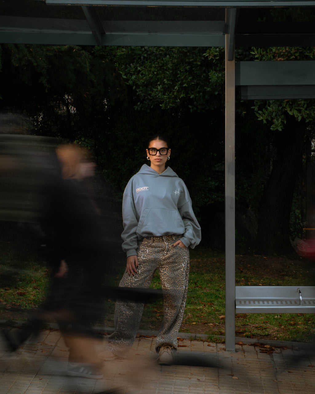 BOXY FIT HOODIE COOL GREY "DROP 001"